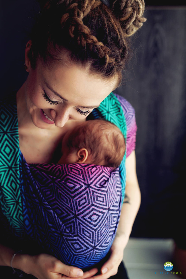 Baby Sling Dark Aurora Cube size 4