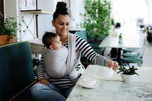 Baby Sling Grey Cube size 6