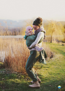 Baby Sling Mossy Cube size 5